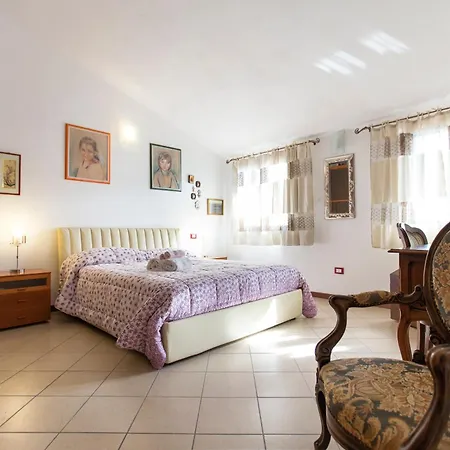 Delizioso Bilocale Centro Apartment